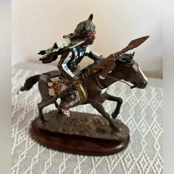 Spirit of the Plains by Chuck Ren, Hamilton Collection 1993. Warrior with Spear. - Picture 1 of 8